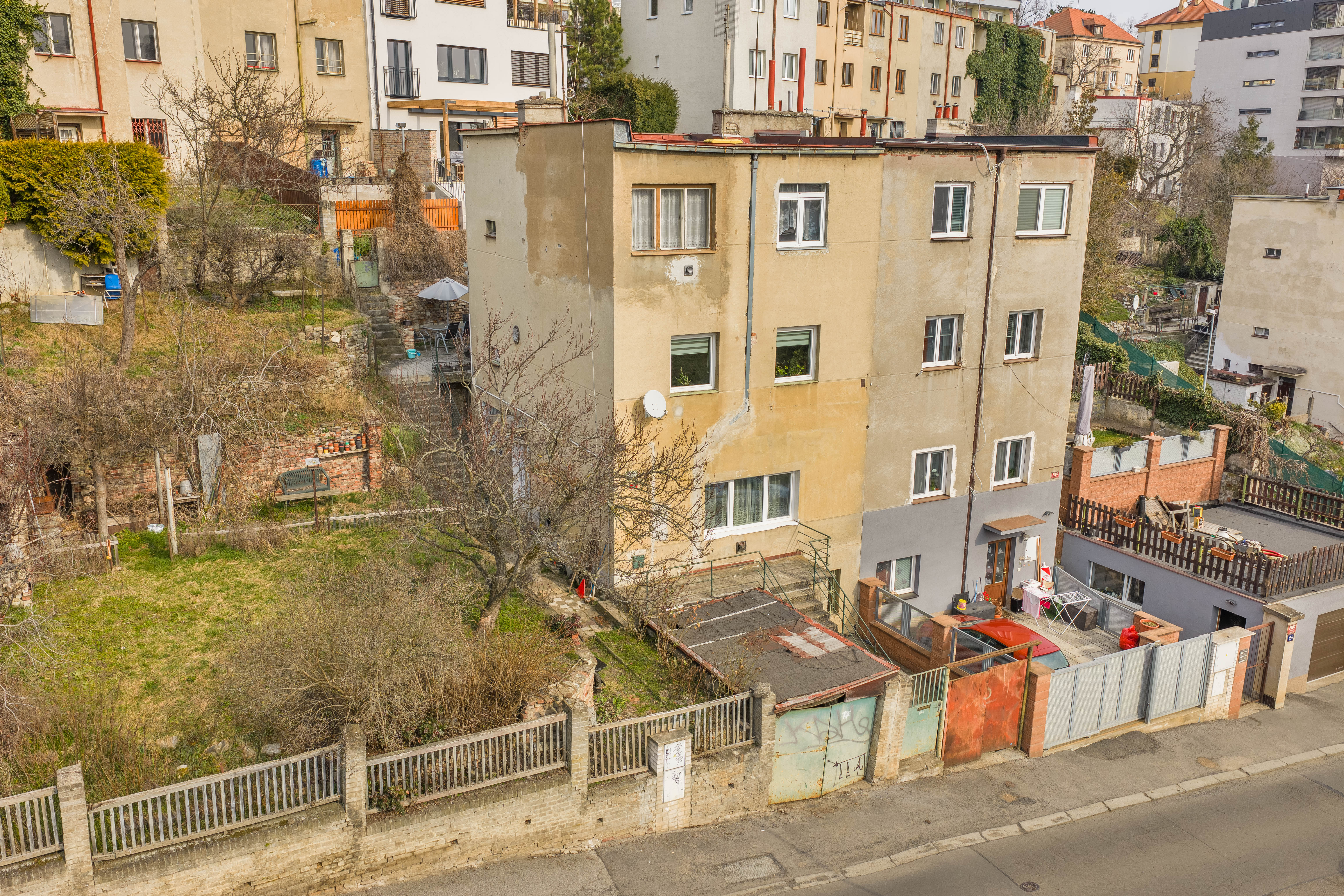 Drone — dům a zahrada